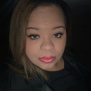 Meet your Posher, Nichole